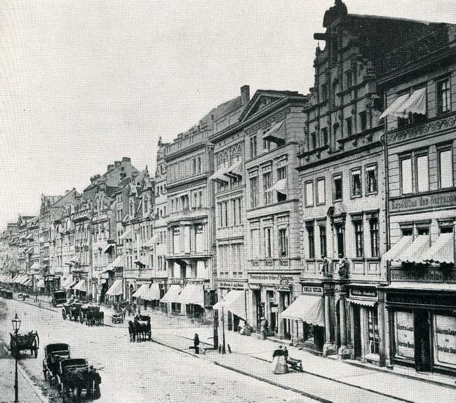 Breite Weg um 1900